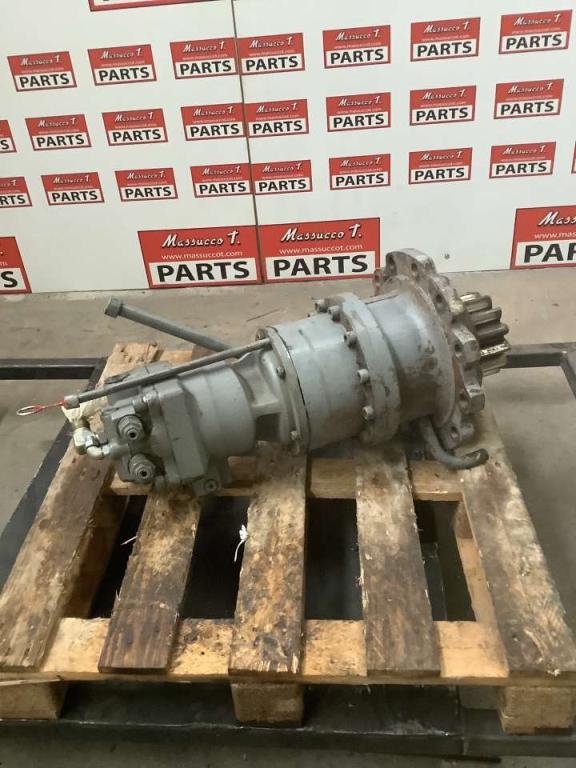 Swing motor for Hitachi ZX135US Photo 1