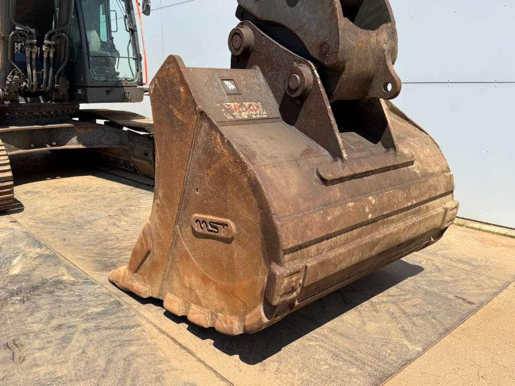 Volvo EC480EL - Top Condition! Rear + Side Camera! Photo 17