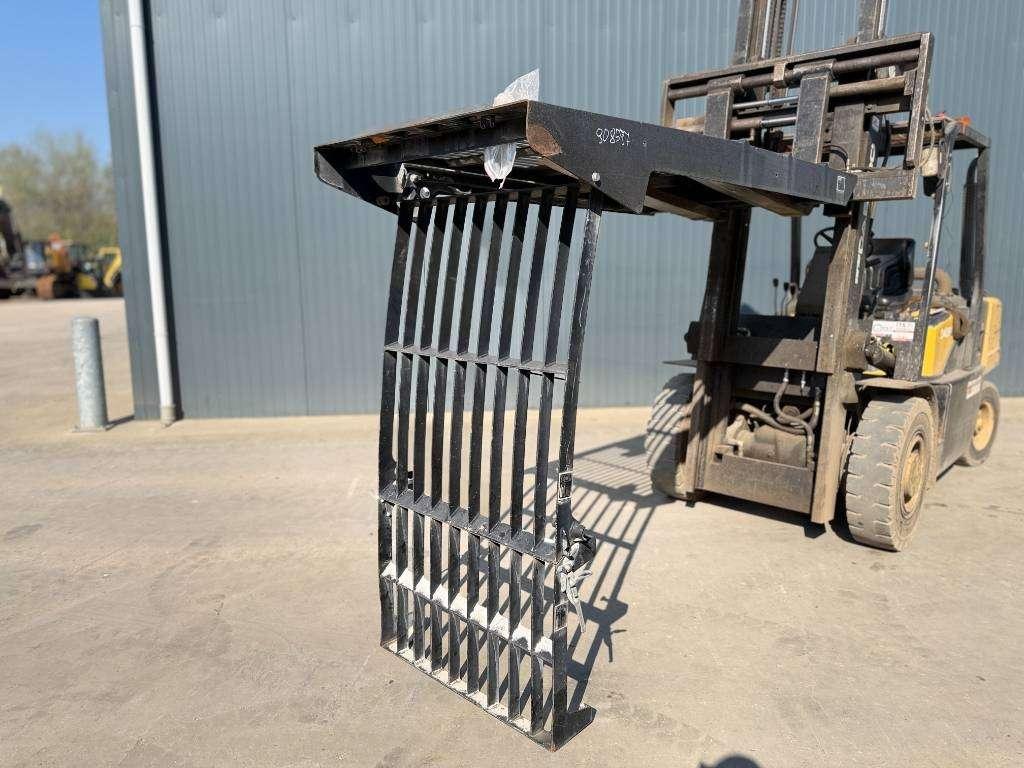 Caterpillar 313E / 320F / 323E / 325F / 329E/ 330F / 336E / 34 Photo 1