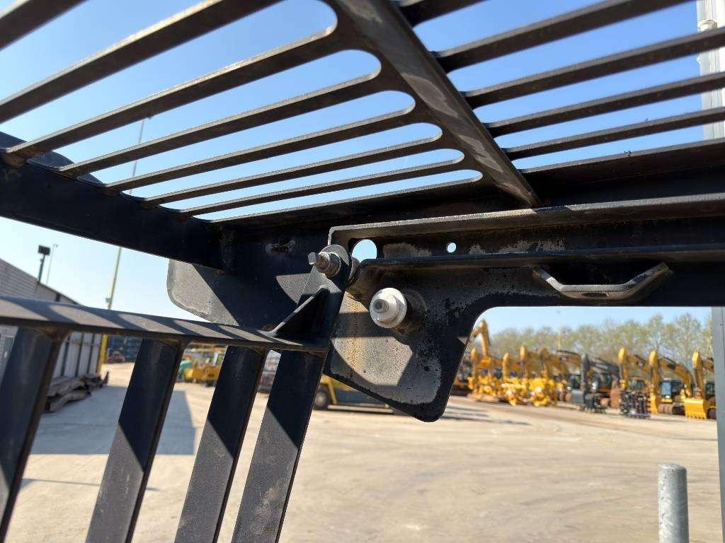 Caterpillar 313E / 320F / 323E / 325F / 329E/ 330F / 336E / 34 Photo 6