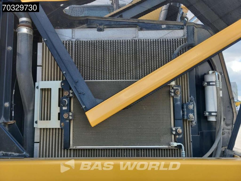 Caterpillar M320 F Photo 25