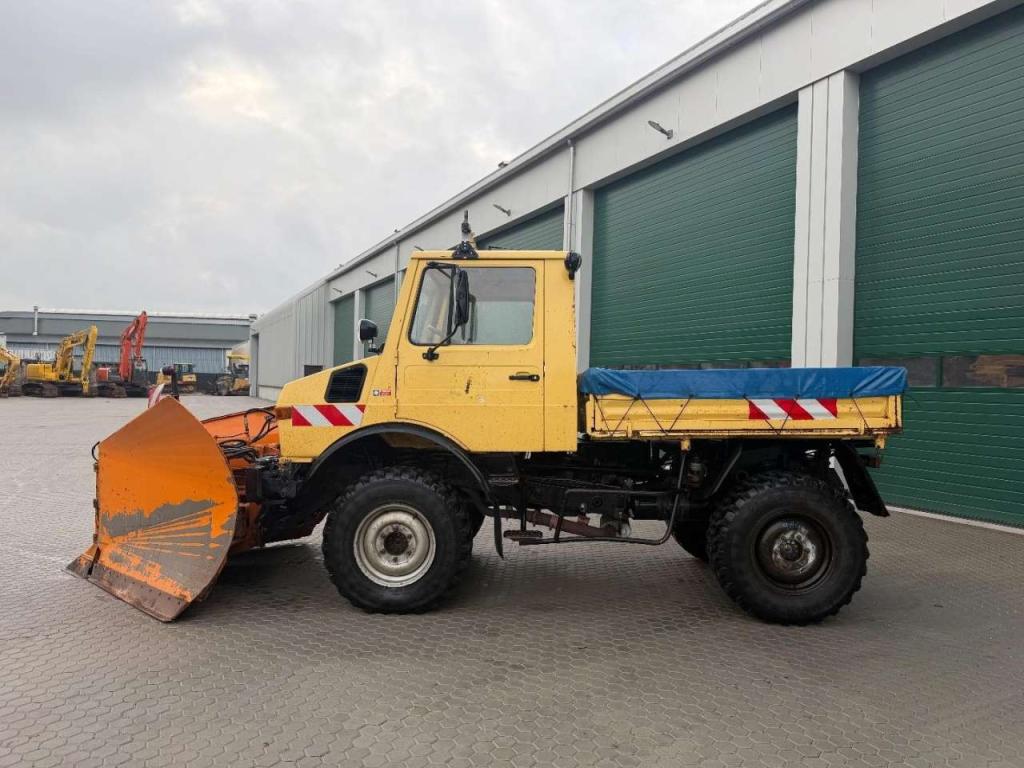 Unimog Unimog U 1000 3-way tipper - Snow Plow Photo 3