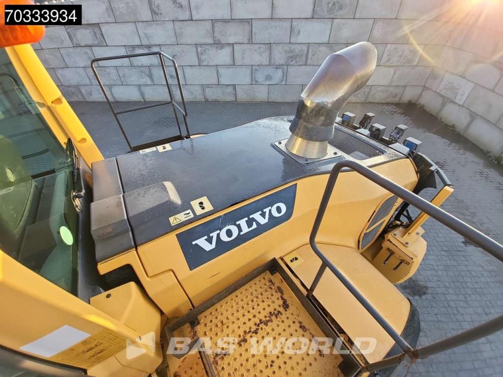 Volvo L220 G Reversible seat - CDC Photo 16