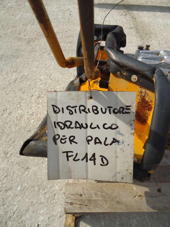 Hydraulic distributor for Fiat Allis FL14D Photo 3