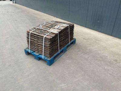 Caterpillar 320D / 320E / 323D / 323E 700mm shoes - 30% sold by Smitma B.V.