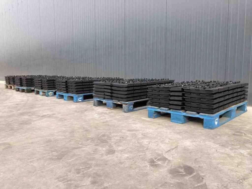 Undercarriage for ABG Rubber Asphalt Pads Photo 4