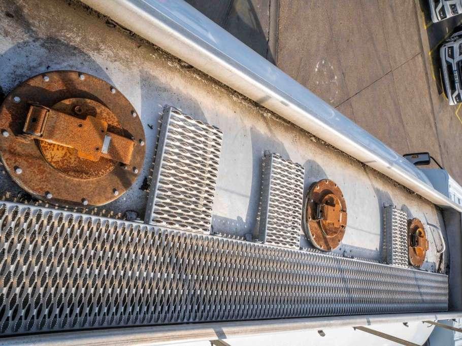 Renault PREMIUM 270 + 12000L + 3 COMP Photo 9