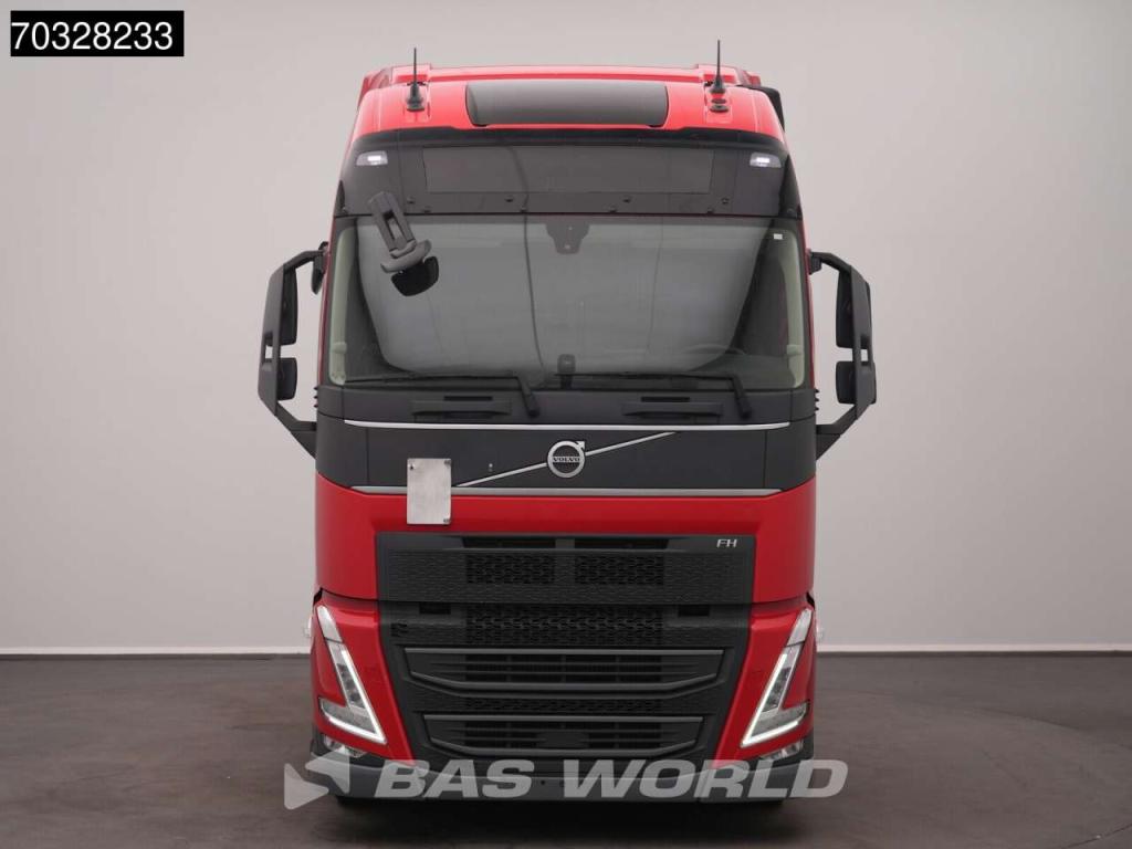Volvo FH 460 4X2 Mega XL 2x Tanks ACC Navi Photo 7