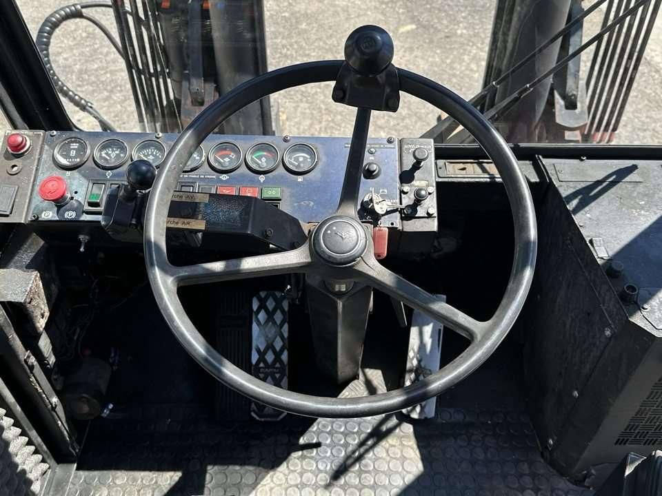 Svetruck 12-120 35 Photo 13