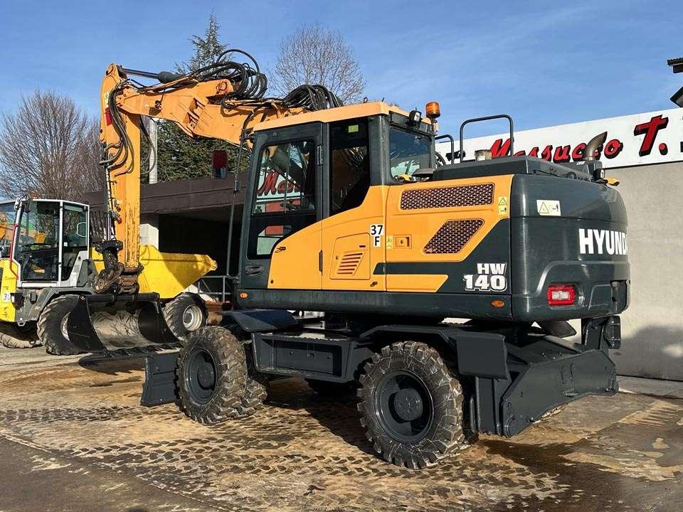 Hyundai HW140 Photo 3