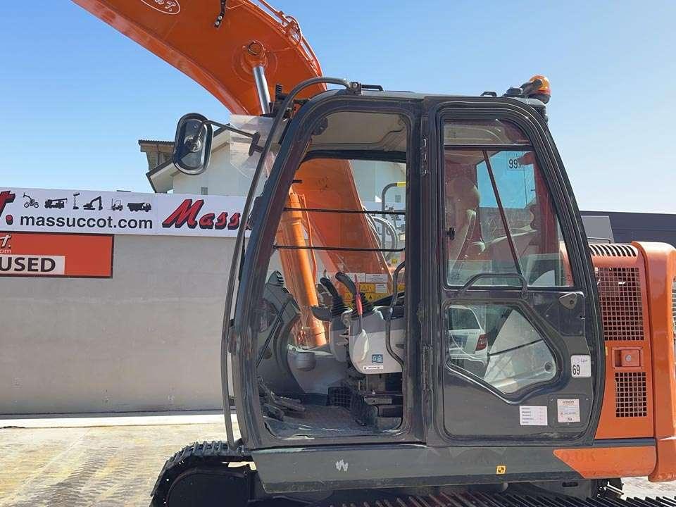 Hitachi ZX135US-6 SLF Photo 12