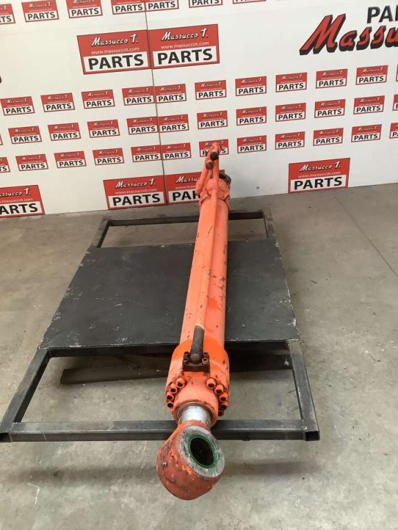 Lifting piston for Hitachi EX235 Photo 2