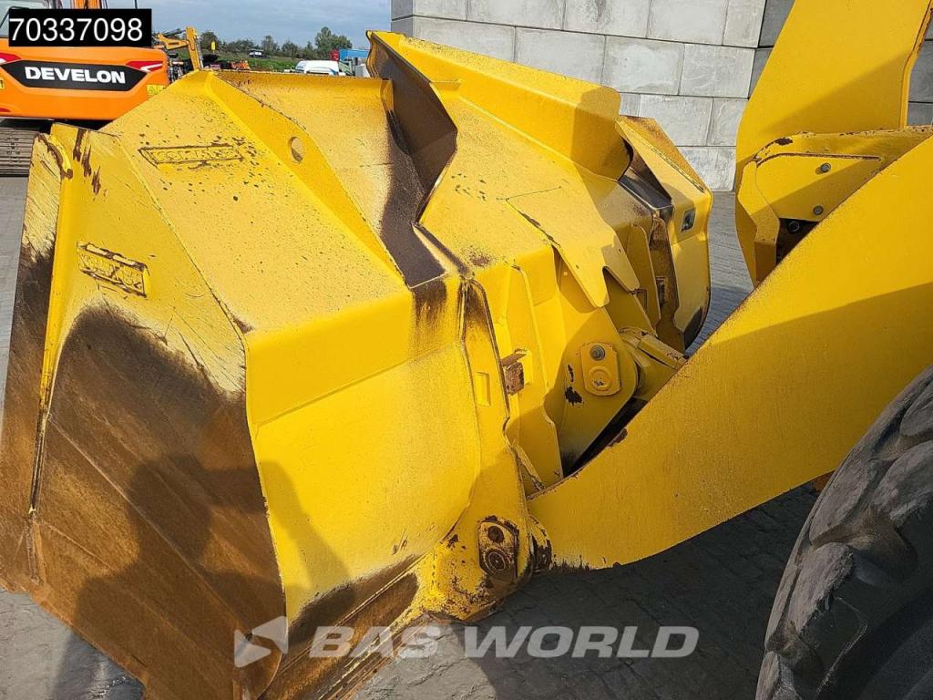 Komatsu WA470 -8E0 WA470 Photo 13