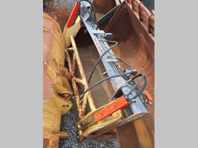 2300 mm with grab Loader bucket sold by Balavto