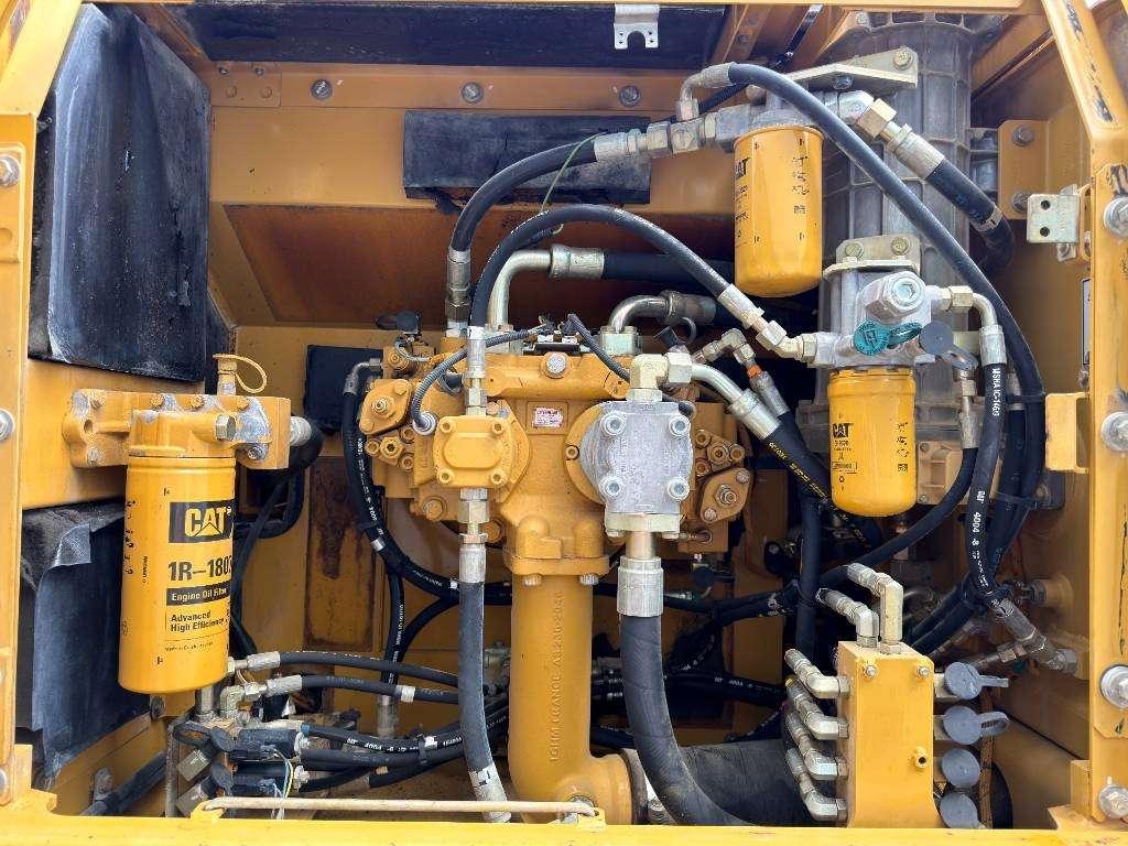 Caterpillar 325DL ME Photo 30