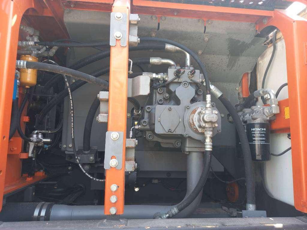 Hitachi ZX470-5G (Abu Dhabi) Photo 19
