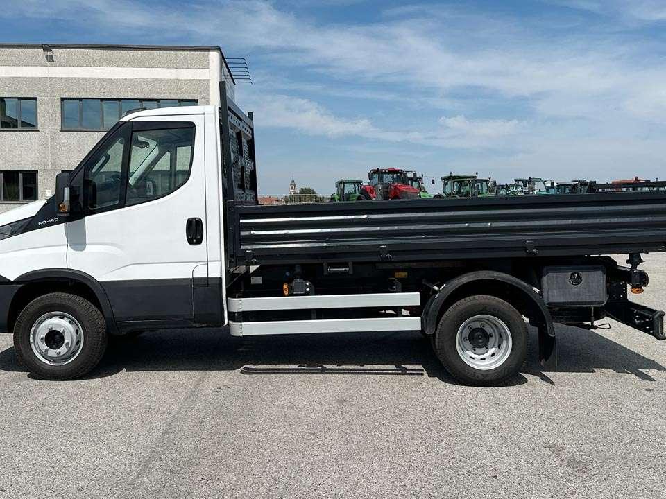 Iveco DAILY 60-150 4x2 Photo 2