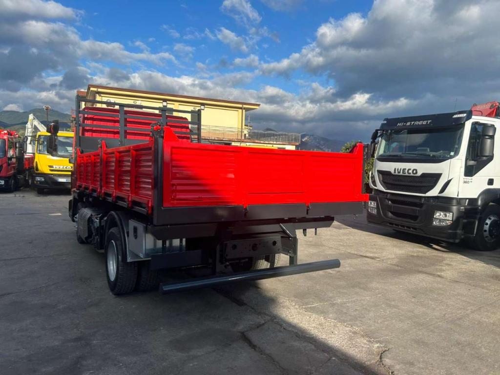 Iveco EUROCARGO 80-190 Photo 15