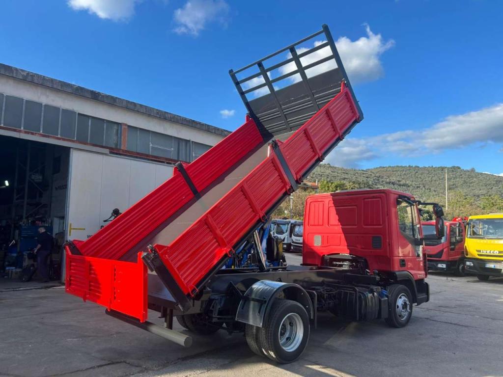 Iveco EUROCARGO 80-190 Photo 27