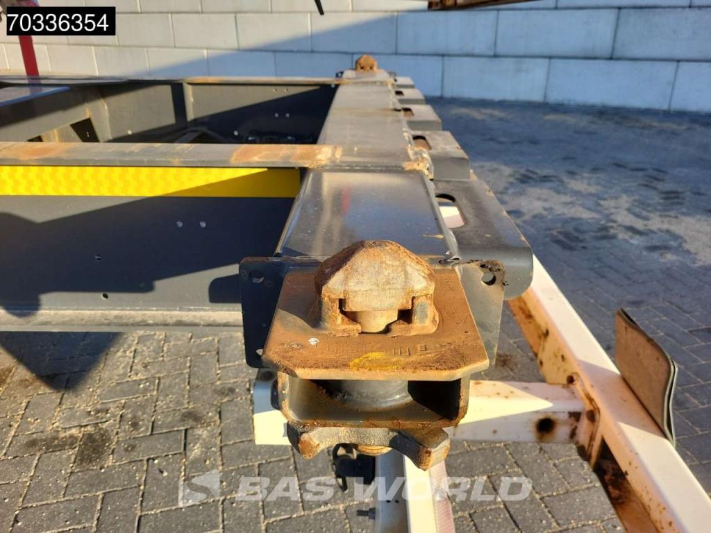 Kässbohrer CS 3 axles 40ft Lift Axle Stack Photo 25