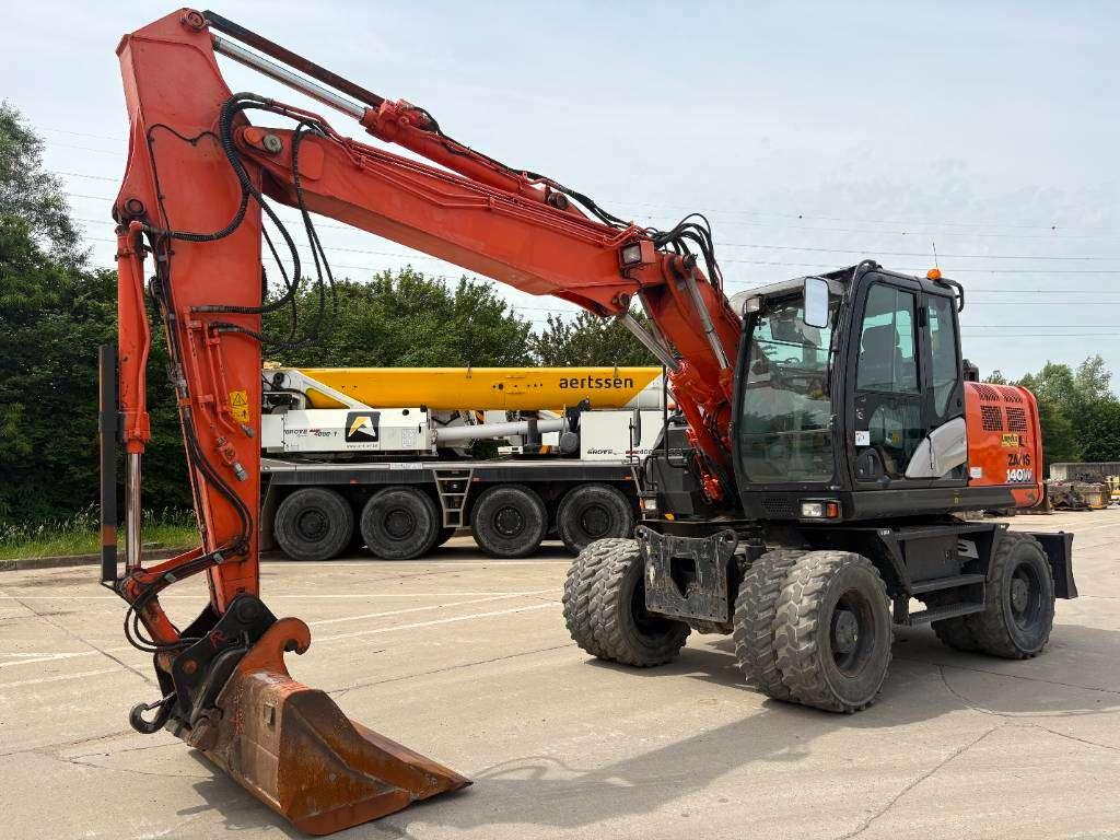 Hitachi ZX 140 W-6 (3 Pieces available) Photo 2