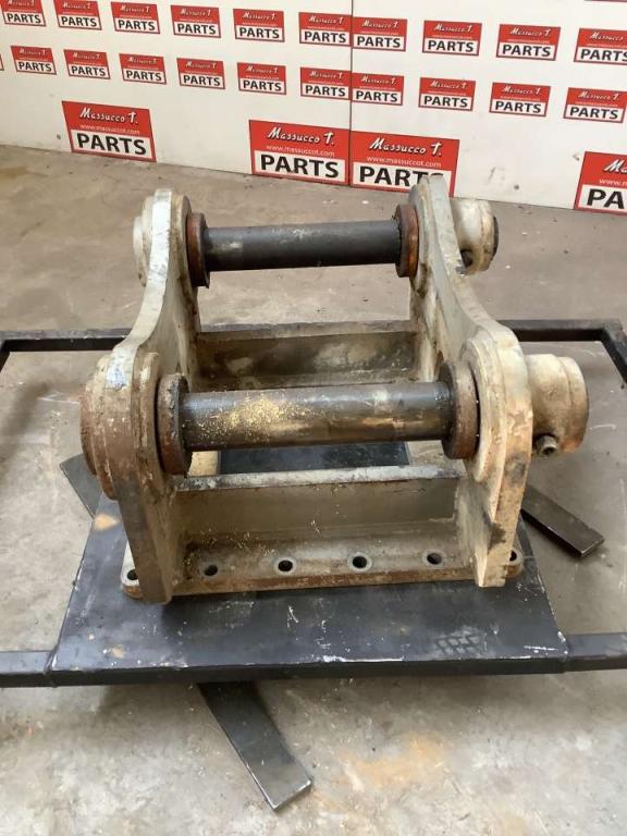 Saddle for Hitachi ZX 280 Photo 1