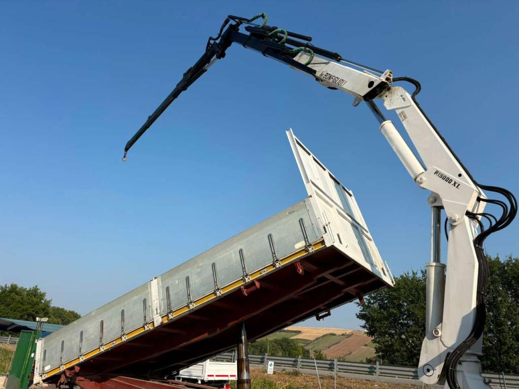 Iveco EUROTECH 190.30 con gru BONFIGLIOLI Photo 14