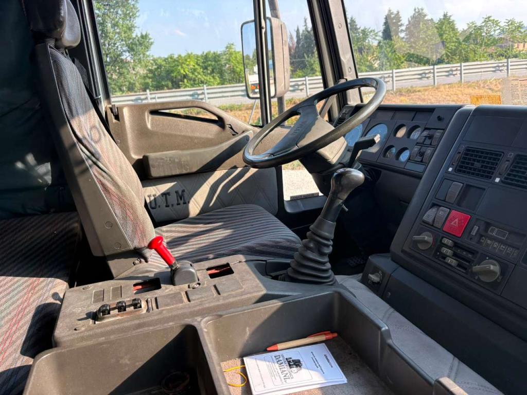 Iveco EUROTECH 190.30 con gru BONFIGLIOLI Photo 6