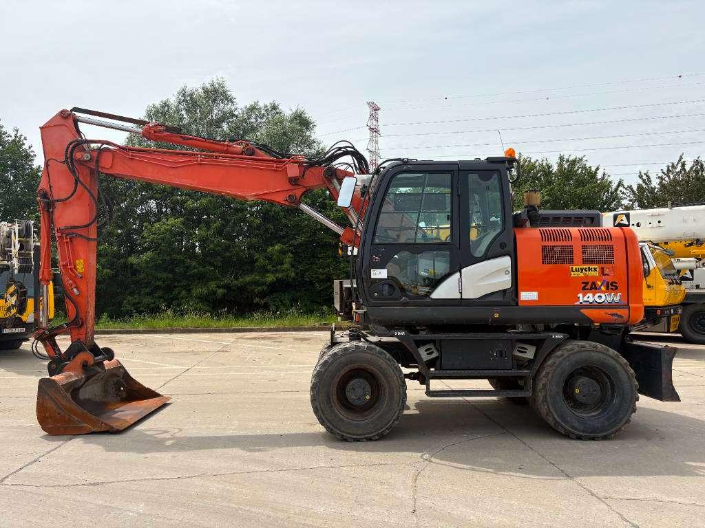 Hitachi ZX140W-6 (3 Pieces available) Photo 1