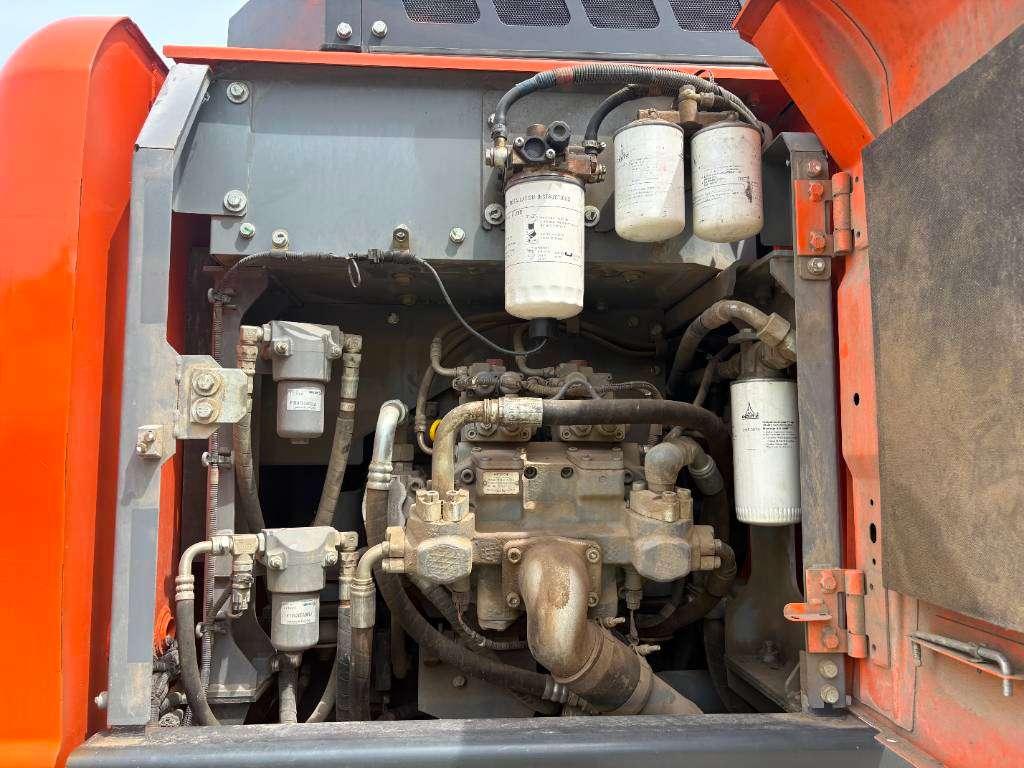 Hitachi ZX140W-6 (3 Pieces available) Photo 12