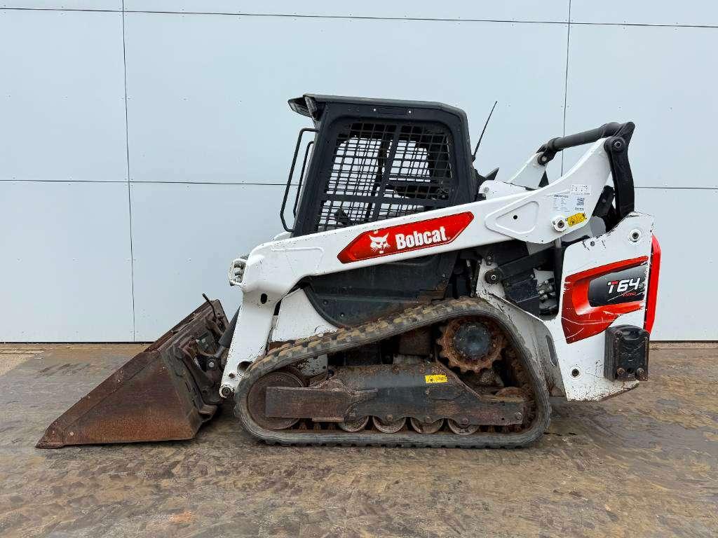 Bobcat T64 - Two-Speed Compact Track Loader Photo 2