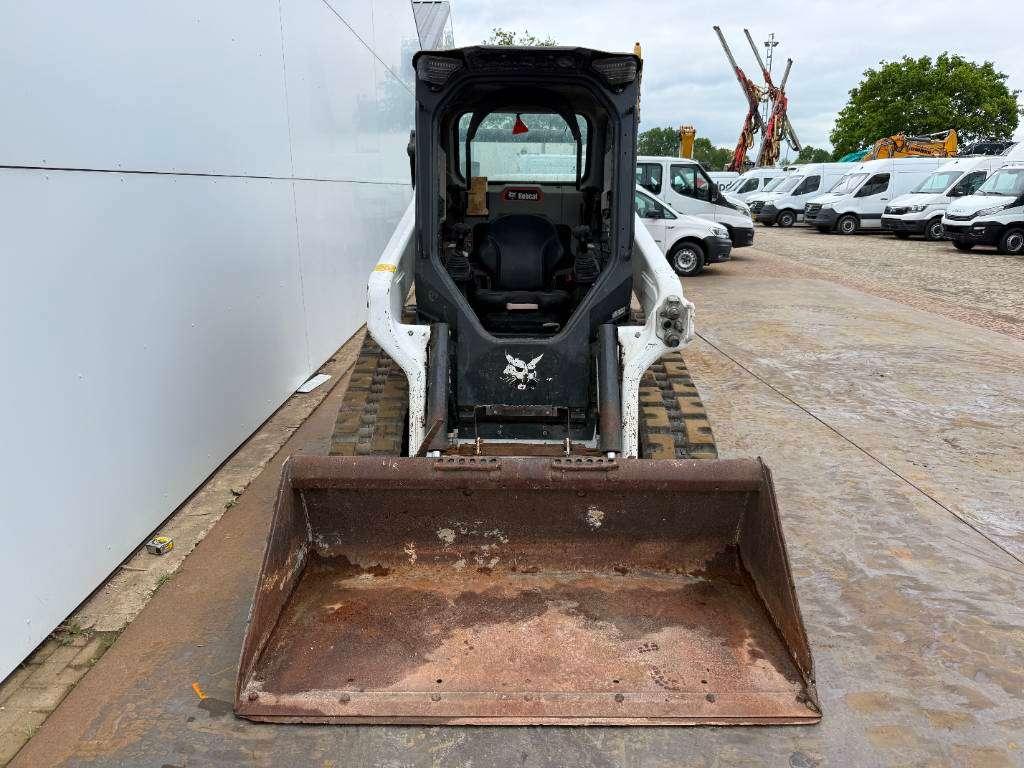 Bobcat T64 - Two-Speed Compact Track Loader Photo 8