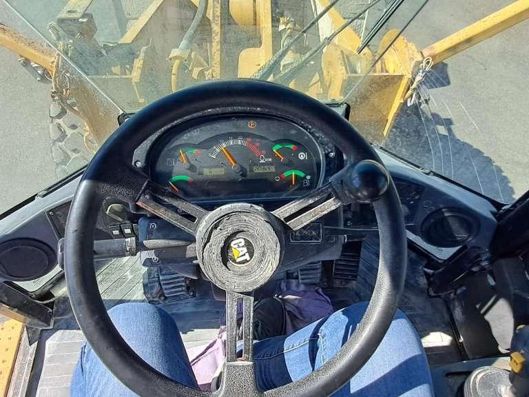 Caterpillar 938G Photo 17