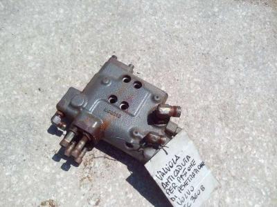 Arm cylinder load holding valve for Volvo EC360B sold by OLM 90 Srl