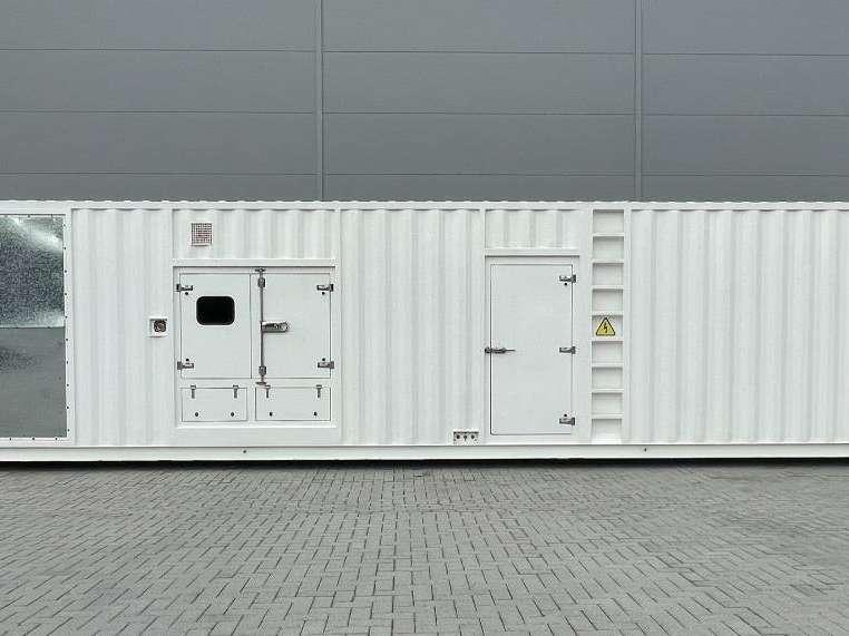 Available containers new and used Genset container Photo 6