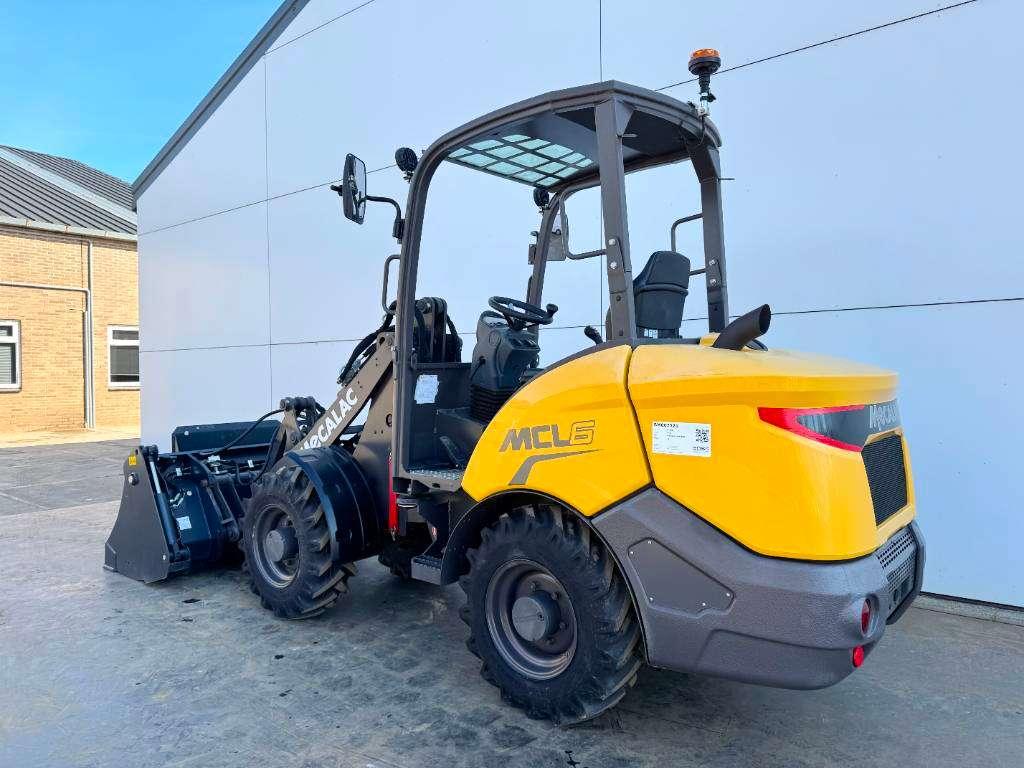 Mecalac MCL 6 - NEW / UNUSED / Bucket + Forks Photo 5