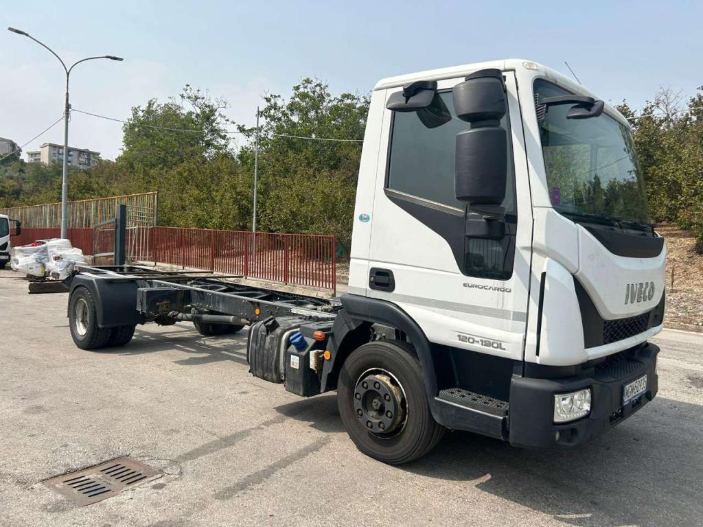 Iveco EUROCARGO 120-190L Photo 8