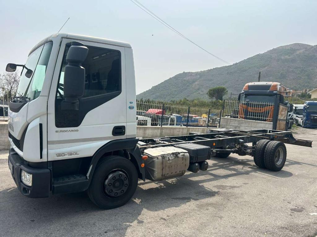 Iveco EUROCARGO 120-190L Photo 9