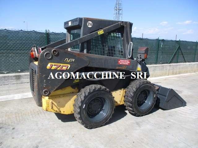 New Holland LS170 Photo 8