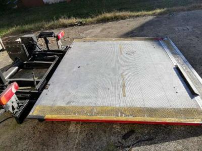 Dautel Tail lift sold by PSL Autocarri Srl