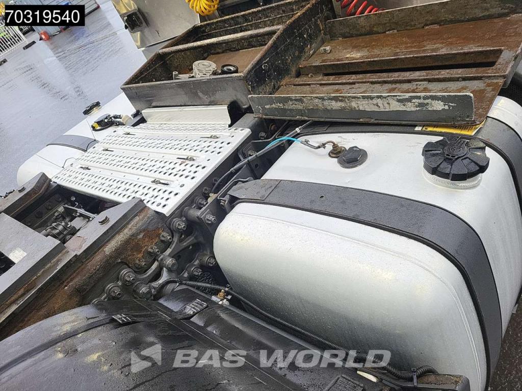 Mercedes-Benz Actros 3363 6X4 NL-Truck BigSpace Retarder 2xTanks Big-Axle Alcoa's Photo 13