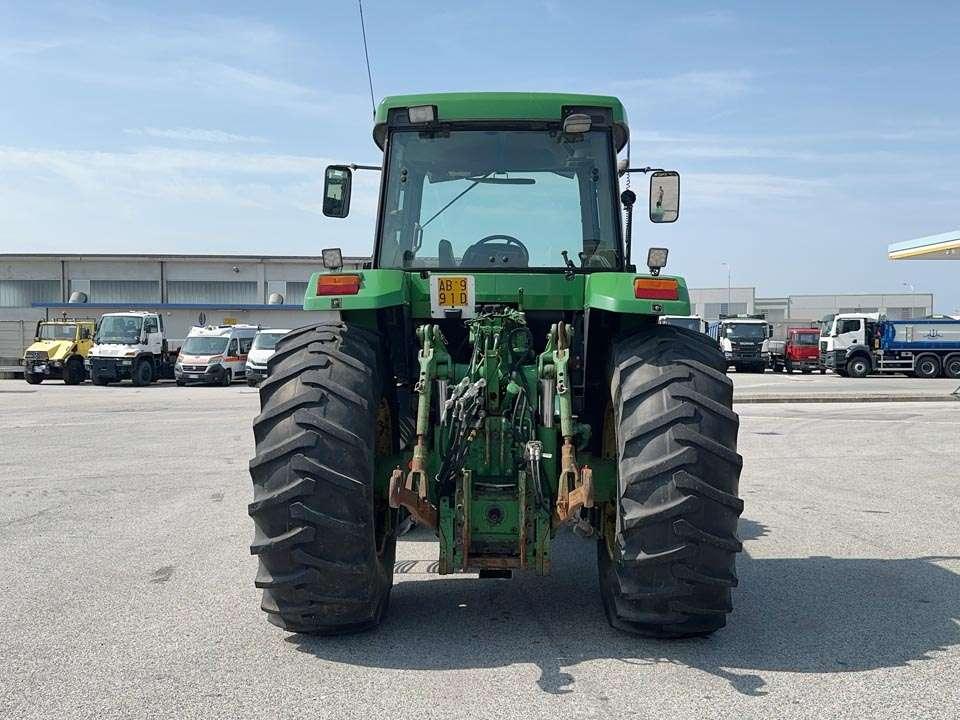 John Deere 7800 4X4 Photo 22