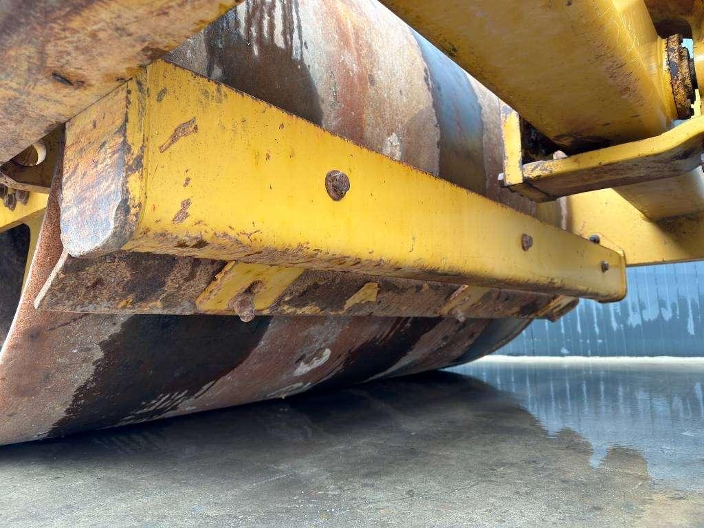 Caterpillar CS76 XT Photo 20
