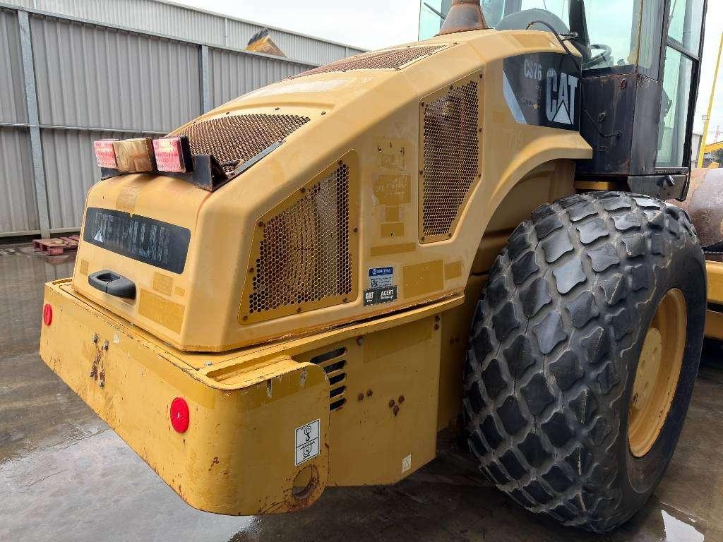 Caterpillar CS76 XT Photo 7
