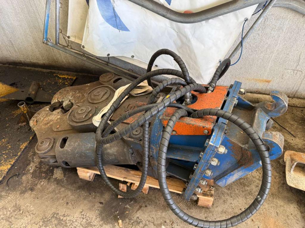 Trevi Benne Concrete crusher Photo 3