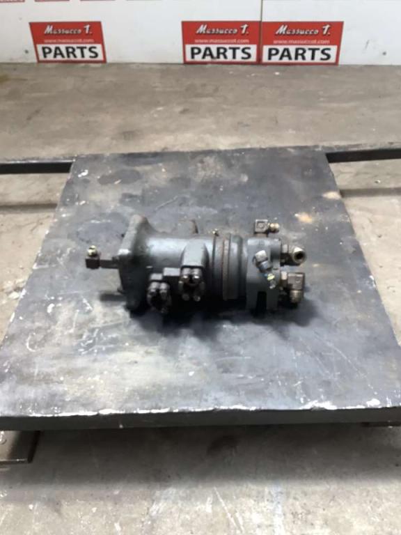 Rotating joint for Komatsu PC228-3 Photo 1