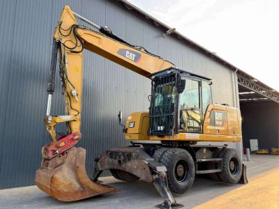 Caterpillar M318F Photo 1
