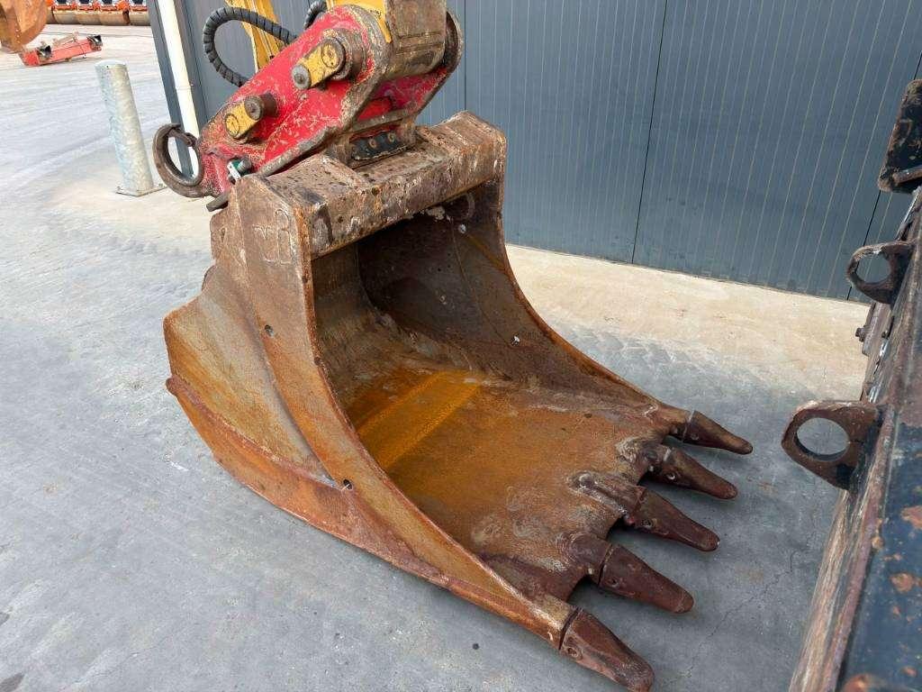 Caterpillar M318F Photo 18