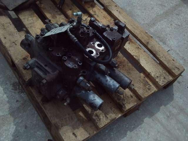 Hydraulic distributor for Hitachi ZW310 Photo 3