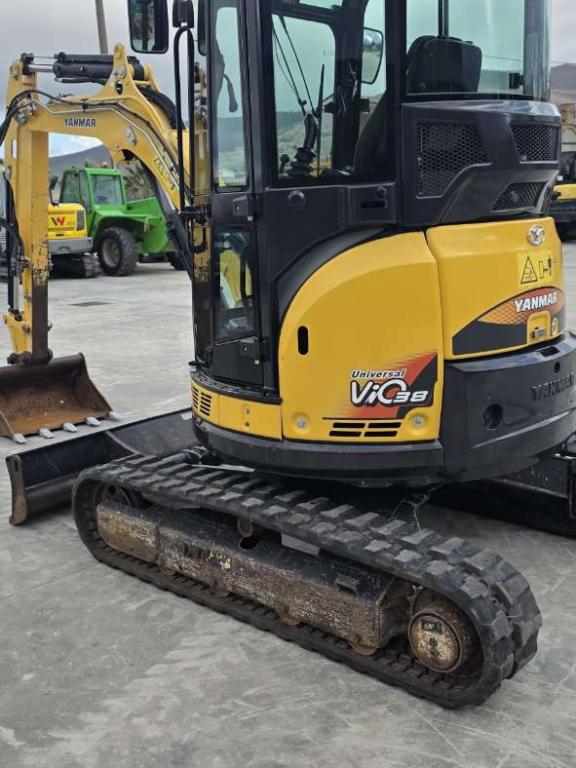 Yanmar VIO38 Photo 2